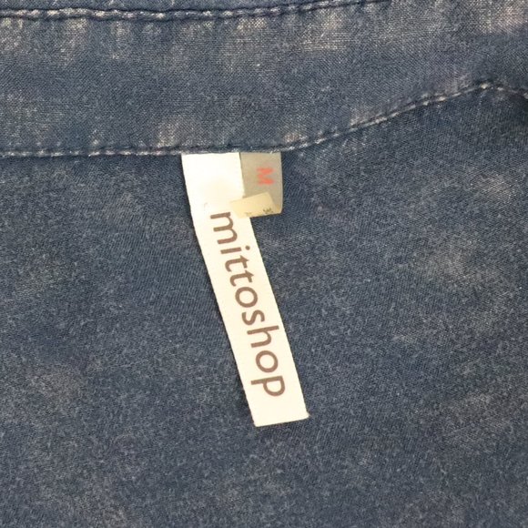 Mittoshop | Distressed Pocket Shift Dress - Picture 4 of 5